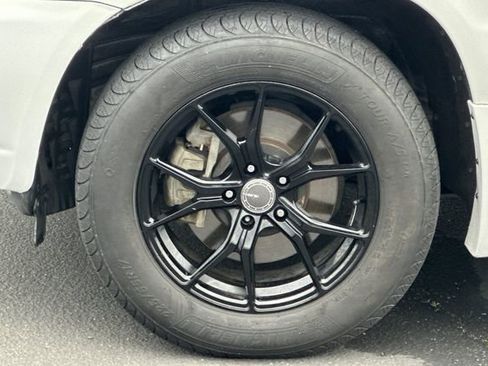 Used 2006 Toyota Highlander 4WD Hybrid image 32