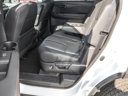Used 2022 Honda Pilot TrailSport image 29