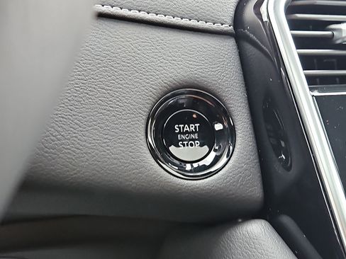 New 2026 Nissan Armada Platinum image 19