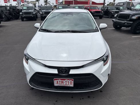 Used 2023 Toyota Corolla LE FWD image 4