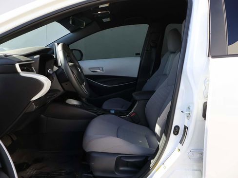Used 2025 Toyota Corolla FX w/ Convenience Package FWD image 8