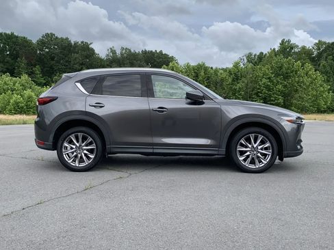 Used 2019 MAZDA CX-5 Grand Touring w/ GT Premium Package FWD image 8