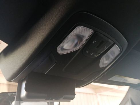Used 2022 RAM 1500 Big Horn AWD/4WD image 22