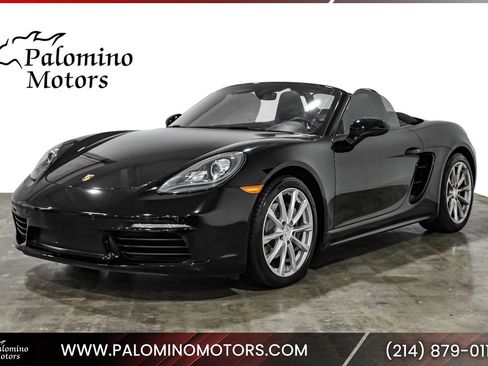 Used 2017 Porsche 718 Boxster RWD image 1