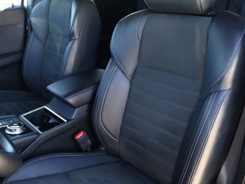 Used 2024 Mitsubishi Outlander SE image 13