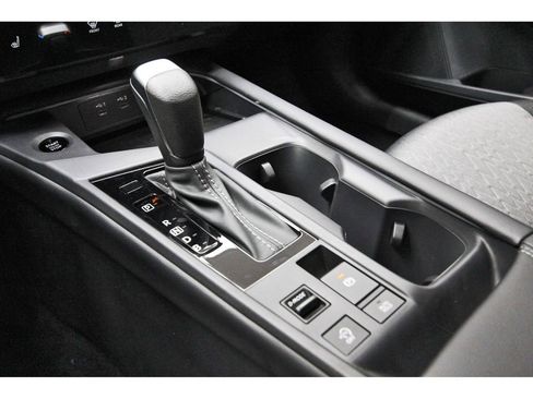 New 2026 Nissan Sentra SV w/ SV Convenience Package FWD image 24