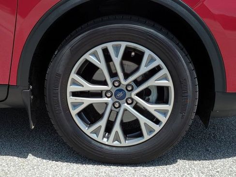 Certified 2022 Ford Escape SEL AWD/4WD image 11