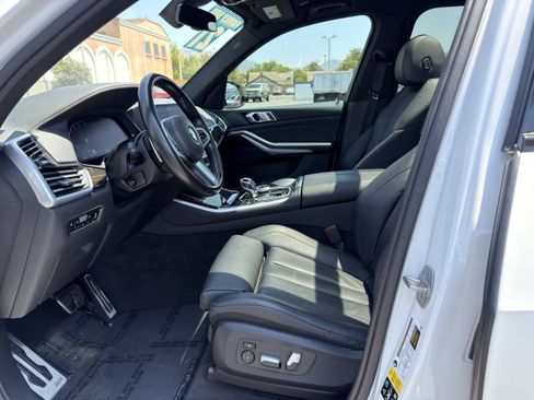 Used 2021 BMW X5 xDrive40i w/ M Sport Package AWD/4WD image 22