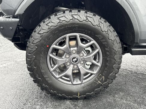 New 2025 Ford Bronco Badlands image 11