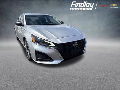 Used 2024 Nissan Altima 2.5 SV