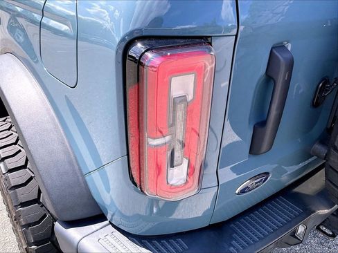 Used 2022 Ford Bronco Badlands AWD/4WD image 32