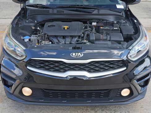 Used 2019 Kia Forte LXS FWD image 7