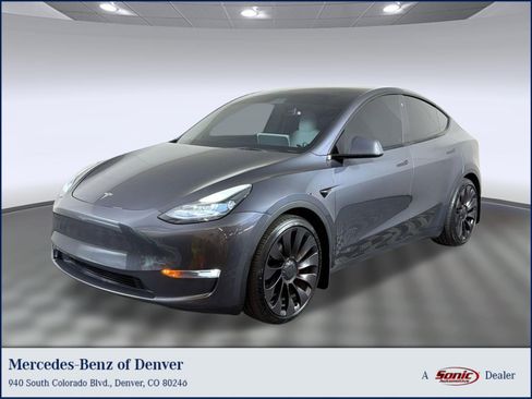 Used 2021 Tesla Model Y Performance AWD/4WD image 1