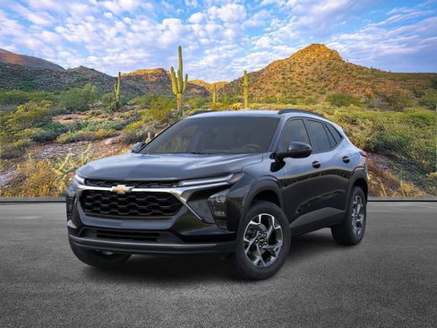 New 2026 Chevrolet Trax LT w/ Driver Confidence Package FWD image 6