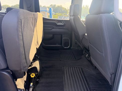 Used 2025 Chevrolet Silverado 1500 LT AWD/4WD image 33