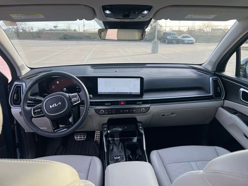 Used 2024 Kia Sorento SX image 21