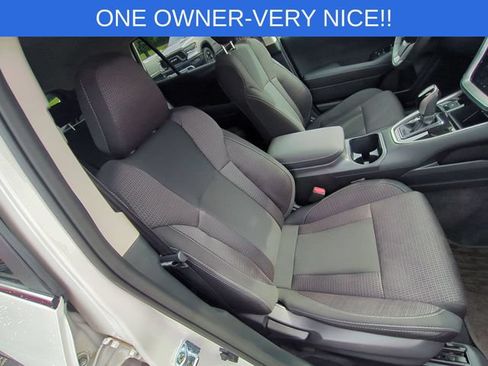 Used 2025 Subaru Outback Premium AWD/4WD image 36