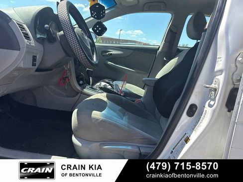 Used 2009 Toyota Corolla LE w/ All Weather Guard Pkg FWD image 10