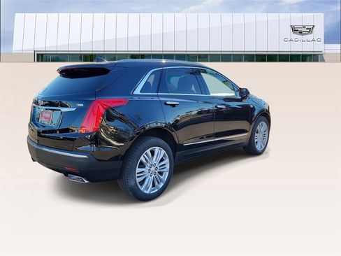 Used 2018 Cadillac XT5 Premium Luxury image 8