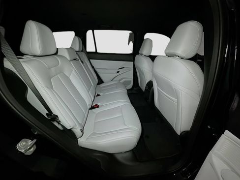 New 2026 Jeep Cherokee Limited AWD/4WD image 34