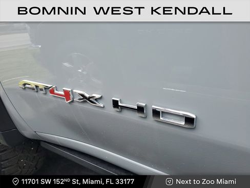 Used 2024 GMC Sierra 2500 AT4X w/ AT4X AEV Edition image 20