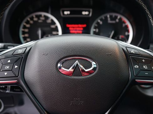 Used 2018 INFINITI QX30 Premium w/ Technology Package image 23