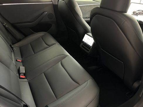 Used 2025 Tesla Model 3 Long Range RWD image 30