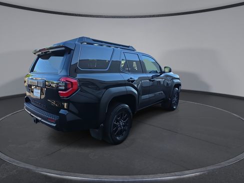 Used 2025 Toyota 4Runner SR5 AWD/4WD image 8