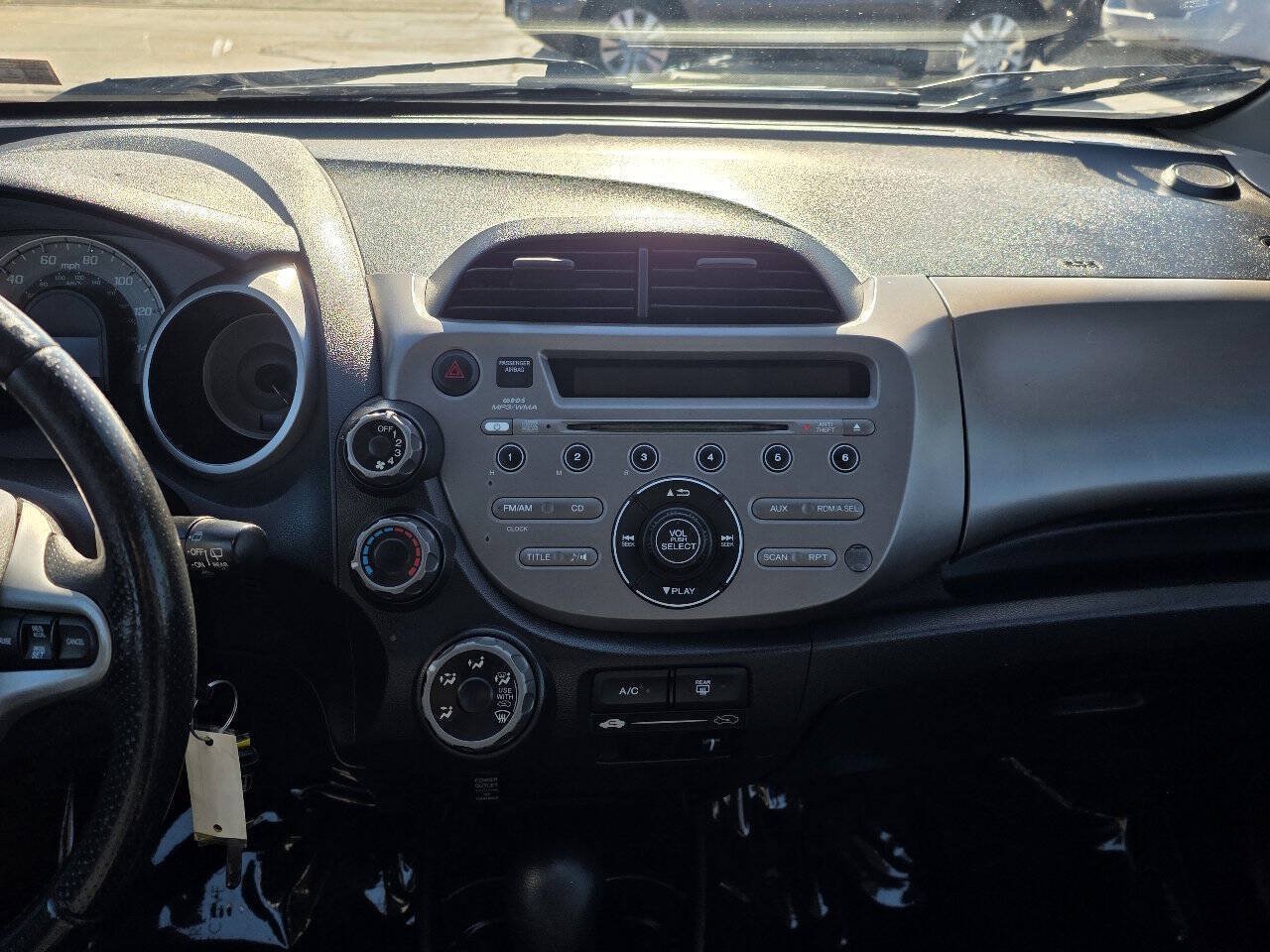 Used 2009 Honda Fit Sport image 16