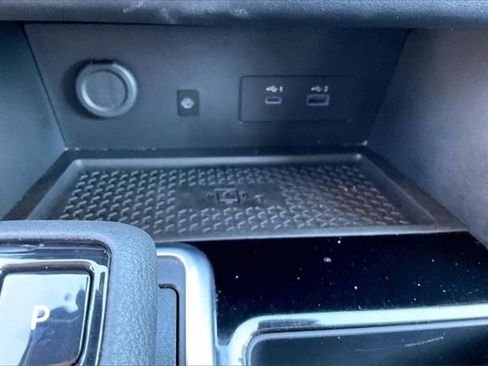 Certified 2025 Nissan Pathfinder SL image 29