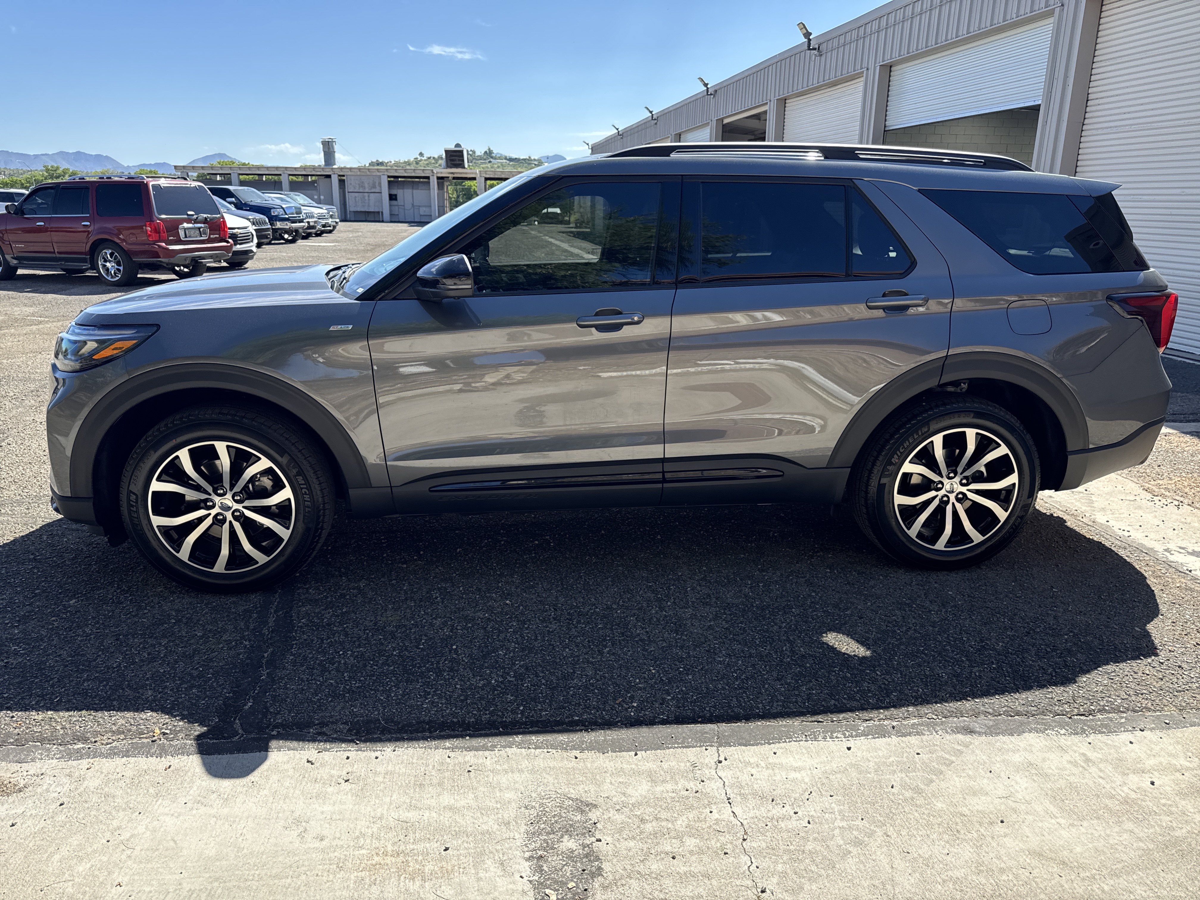 New 2026 Ford Explorer ST-Line AWD/4WD image 4