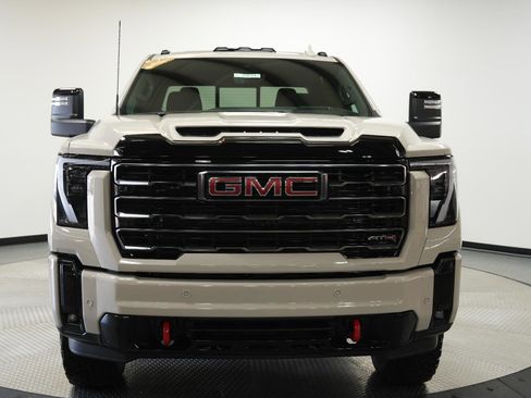 New 2026 GMC Sierra 2500 AT4 w/ AT4 Premium Plus Package AWD/4WD image 2