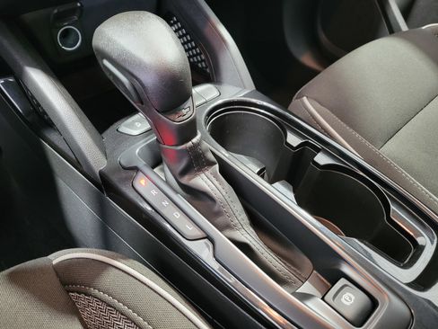 Certified 2022 Chevrolet TrailBlazer LT w/ Convenience Package image 23