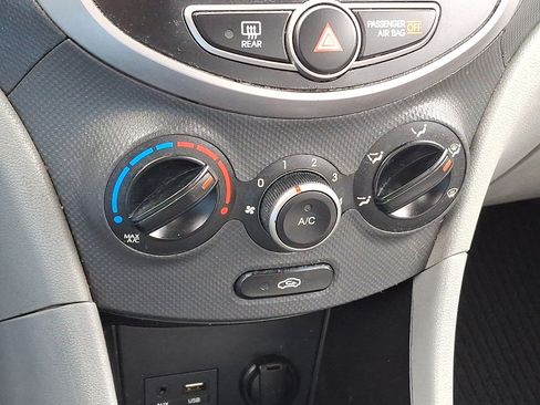 Used 2017 Hyundai Accent SE image 19