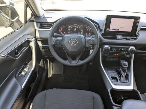 Certified 2023 Toyota RAV4 LE AWD/4WD image 16