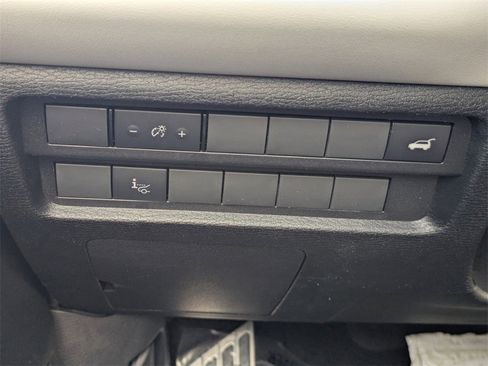 New 2025 Mitsubishi Outlander SEL image 26