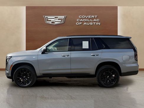 Certified 2025 Cadillac Escalade Sport Platinum image 2