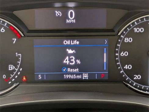 Used 2023 Cadillac XT4 Premium Luxury w/ Cold Weather Package image 11