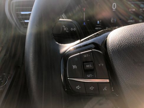 Used 2025 Ford Escape Active w/ Cold Weather Package image 15