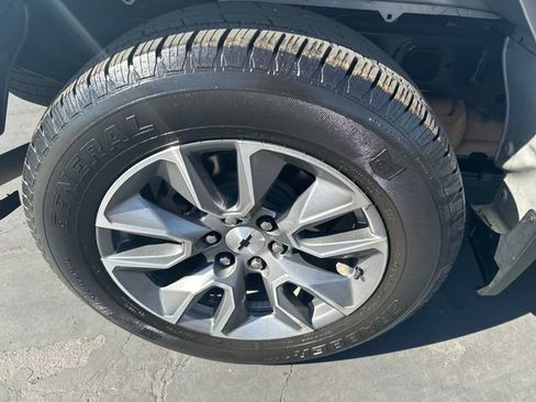 Certified 2021 Chevrolet Silverado 1500 RST RWD image 9