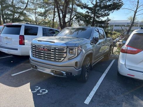 Used 2024 GMC Sierra 1500 Denali w/ Denali Reserve Package AWD/4WD image 1