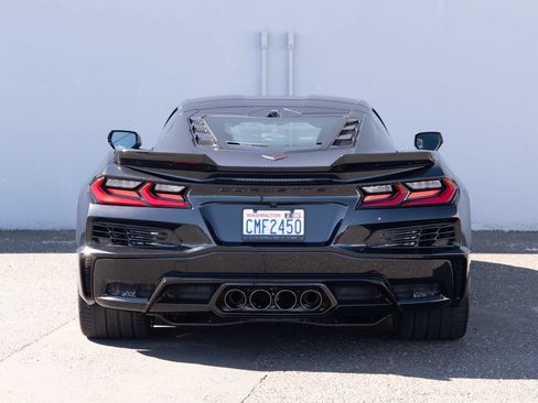 Used 2024 Chevrolet Corvette Z06 w/ Battery Protection Package RWD image 18
