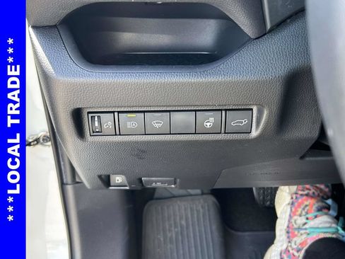 Used 2020 Toyota RAV4 XSE AWD/4WD image 25
