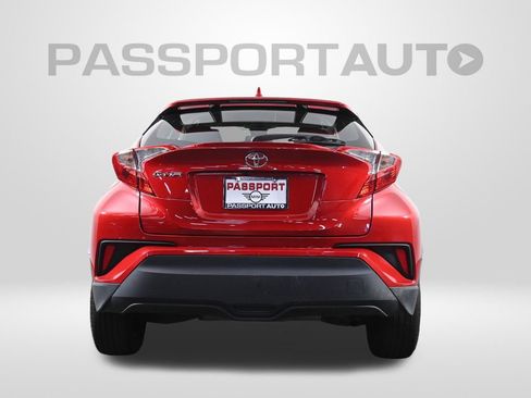 Used 2020 Toyota C-HR LE image 8