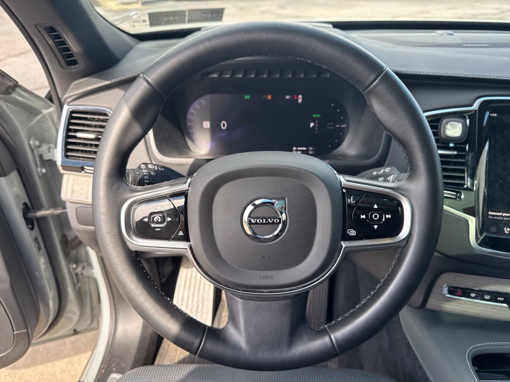 Used 2024 Volvo XC90 T8 Ultimate w/ Protection Package Premier AWD/4WD image 14