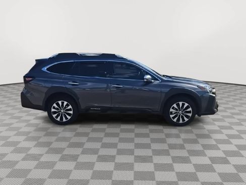 Used 2025 Subaru Outback Touring XT w/ Popular Package #2 image 9