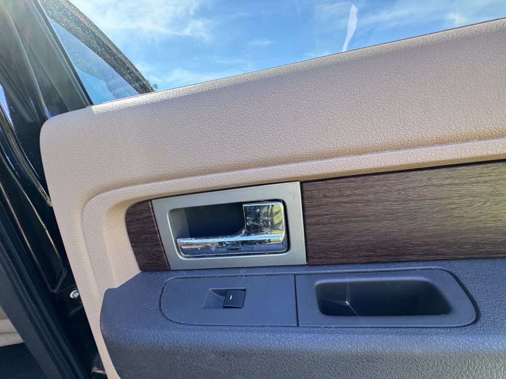 Used 2013 Ford F150 Lariat w/ Luxury Equipment Group RWD image 15