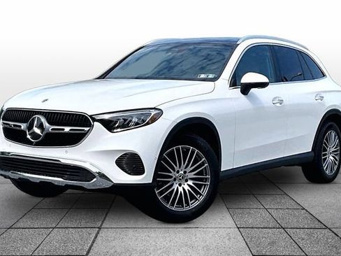 Used 2026 Mercedes-Benz GLC 300 4MATIC image 4