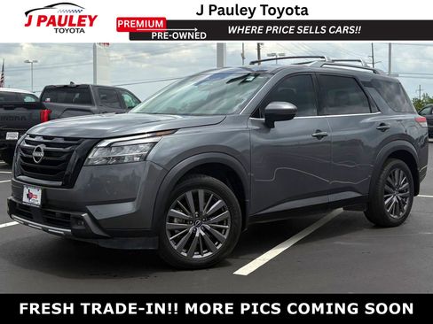Used 2024 Nissan Pathfinder SL w/ SL Premium Package FWD image 1