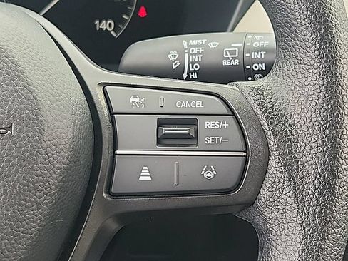 Used 2025 Honda HR-V LX image 21